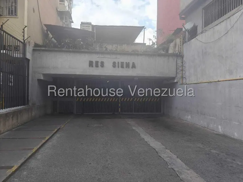 Apartamento (1 Nivel) en Alquiler en Quinta Crespo, Distrito Metropolitano - 6