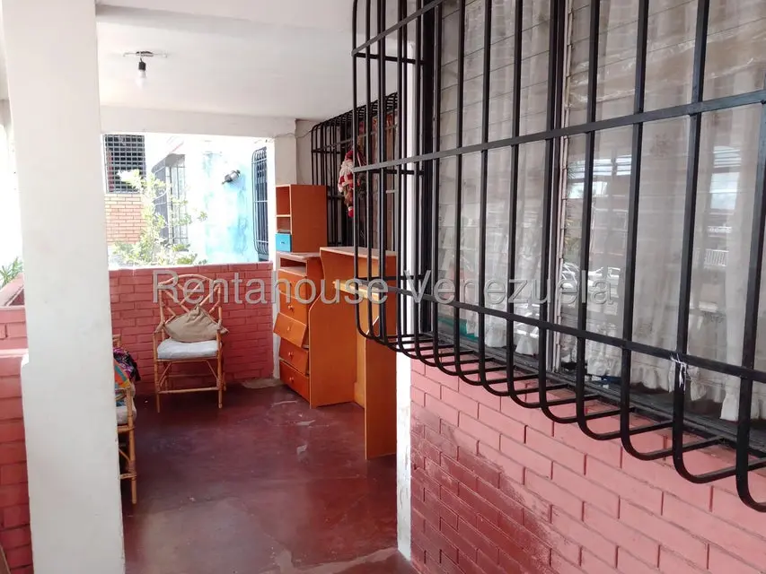 Casa (1 Nivel) en Venta en La Rosa, Miranda - 2