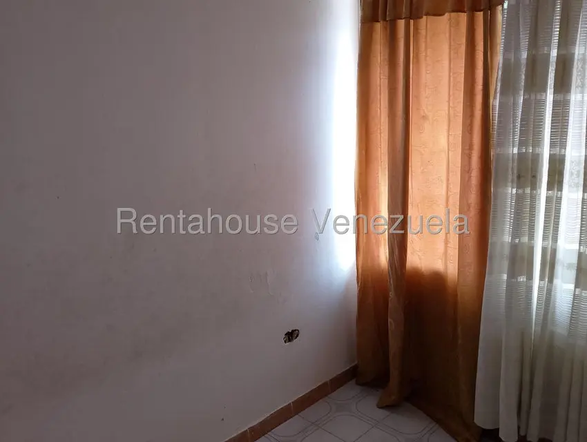 Casa (1 Nivel) en Venta en La Rosa, Miranda - 14