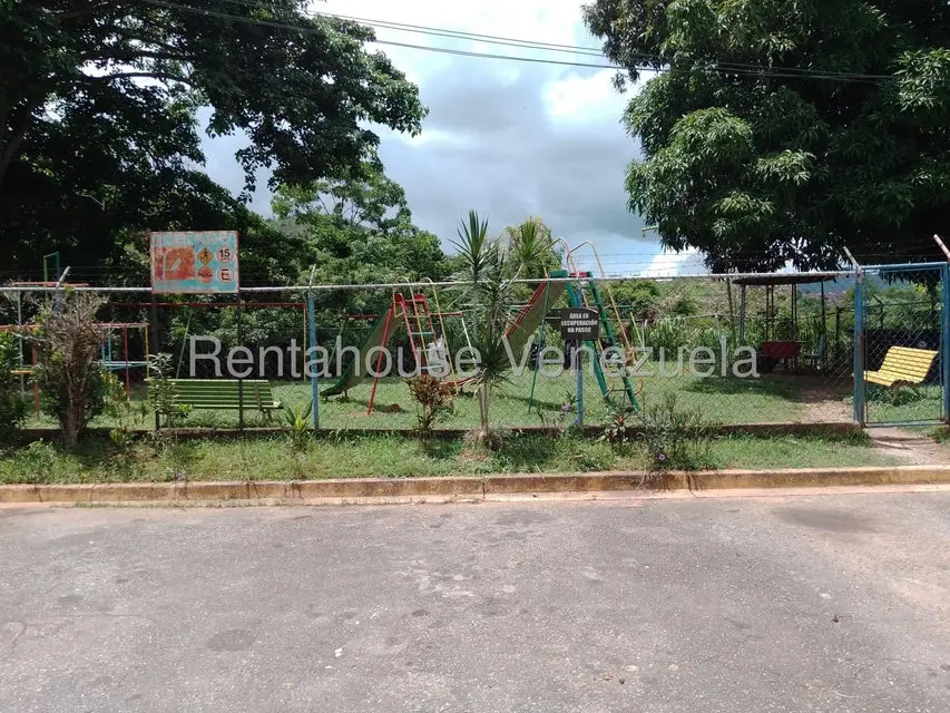 Casa (1 Nivel) en Venta en La Rosa, Miranda - 18