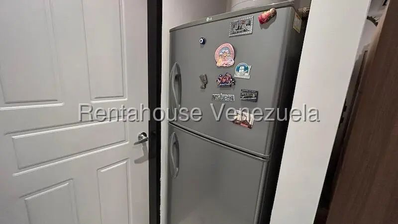 Apartamento (1 Nivel) en Alquiler en La Boyera, Distrito Metropolitano - 5