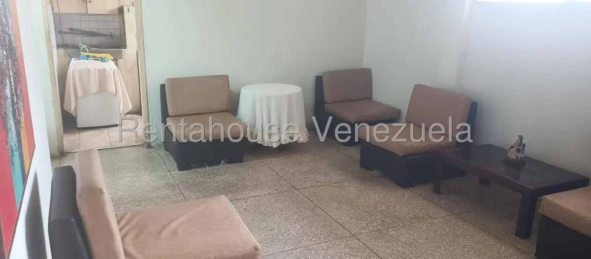 Apartamento (Planta Baja) en Venta en Centro, Lara - 4