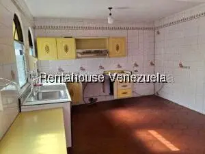 Comercial (Local Comercial) en Alquiler en Zona Este, Lara - 12