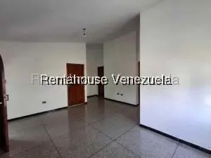 Comercial (Local Comercial) en Alquiler en Zona Este, Lara - 20