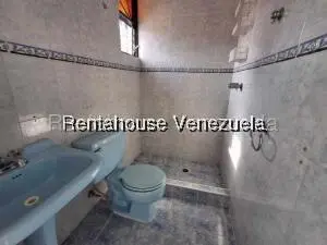 Comercial (Local Comercial) en Alquiler en Zona Este, Lara - 26