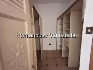Comercial (Local Comercial) en Alquiler en Zona Este, Lara - 29
