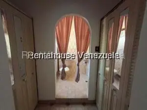 Comercial (Local Comercial) en Alquiler en Zona Este, Lara - 41