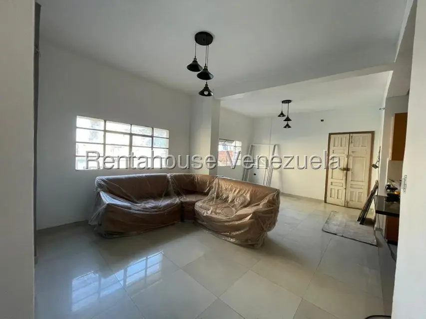 Apartamento (1 Nivel) en Venta en Parque Central, Distrito Metropolitano - 4