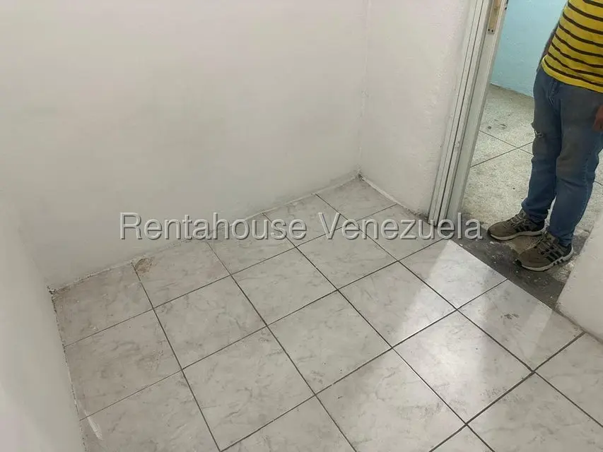 Comercial (Local Comercial) en Alquiler en Centro, Distrito Metropolitano - 11