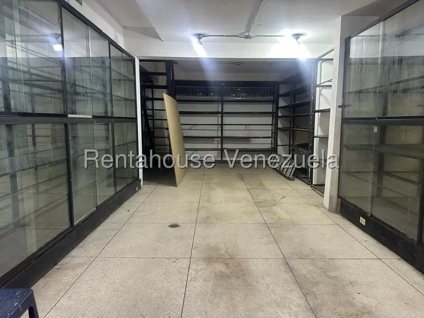 Comercial (Local Comercial) en Alquiler en Centro, Distrito Metropolitano - 5