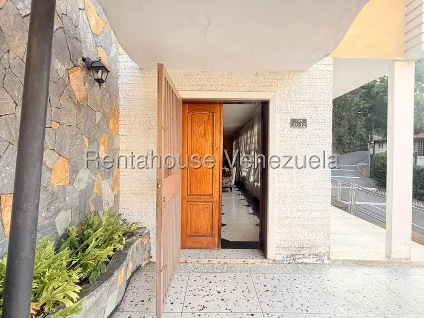 Casa (Multipes Niveles) en Venta en Colinas de Bello Monte, Distrito Metropolitano - 4