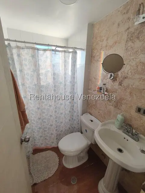 Apartamento (1 Nivel) en Alquiler en El Encantado, Distrito Metropolitano - 4