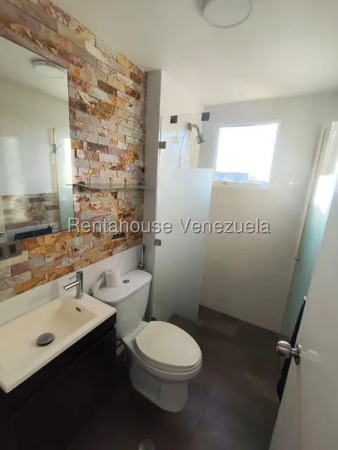Apartamento (1 Nivel) en Alquiler en El Encantado, Distrito Metropolitano - 5