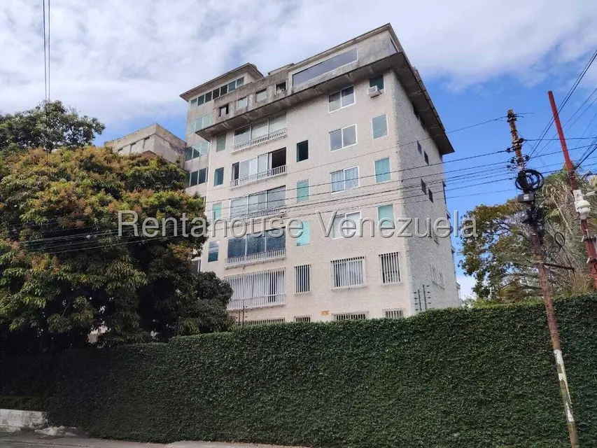 Apartamento (1 Nivel) en Venta en La Florida, Distrito Metropolitano - 2