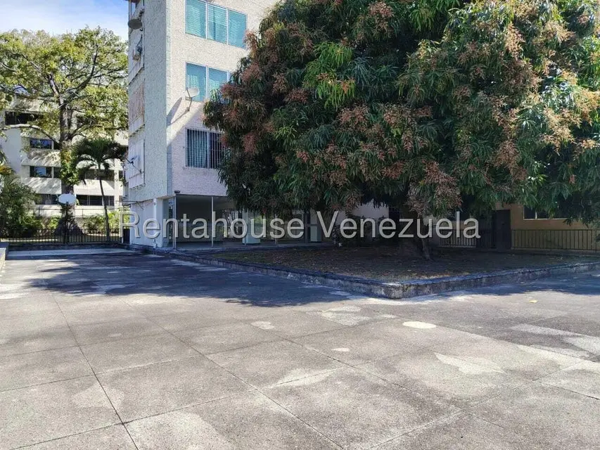 Apartamento (1 Nivel) en Venta en La Florida, Distrito Metropolitano - 13