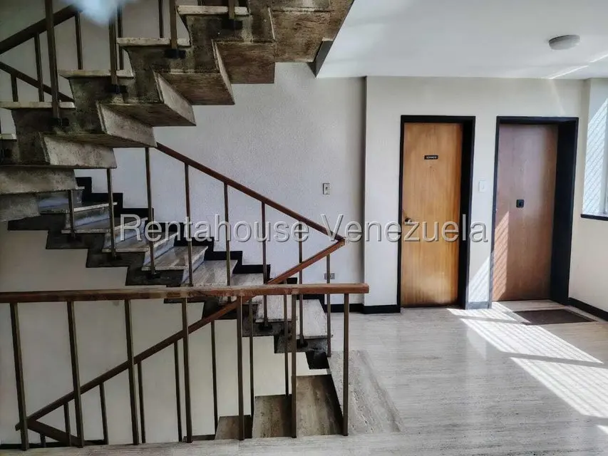 Apartamento (1 Nivel) en Venta en La Florida, Distrito Metropolitano - 22