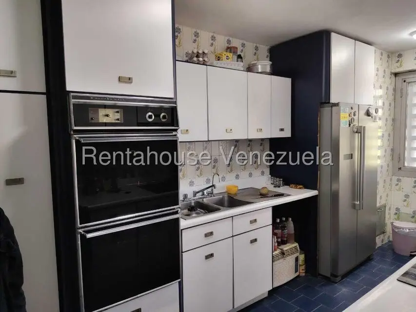 Apartamento (1 Nivel) en Venta en La Florida, Distrito Metropolitano - 24