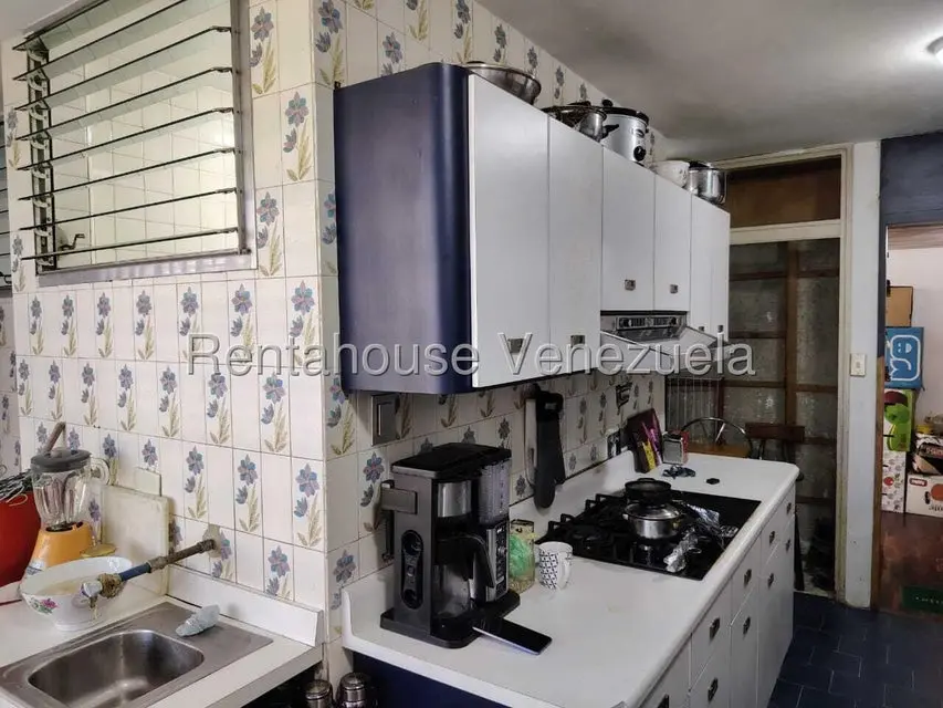 Apartamento (1 Nivel) en Venta en La Florida, Distrito Metropolitano - 26