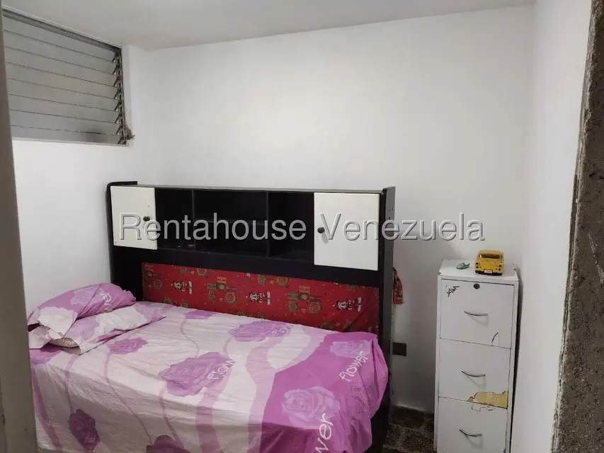 Apartamento (1 Nivel) en Venta en La Florida, Distrito Metropolitano - 27