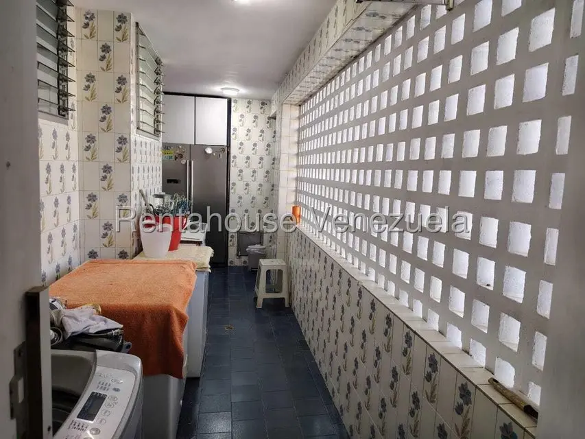 Apartamento (1 Nivel) en Venta en La Florida, Distrito Metropolitano - 35