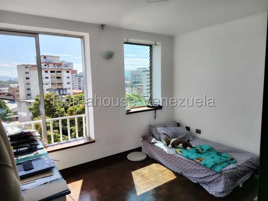 Apartamento (1 Nivel) en Venta en La Florida, Distrito Metropolitano - 36