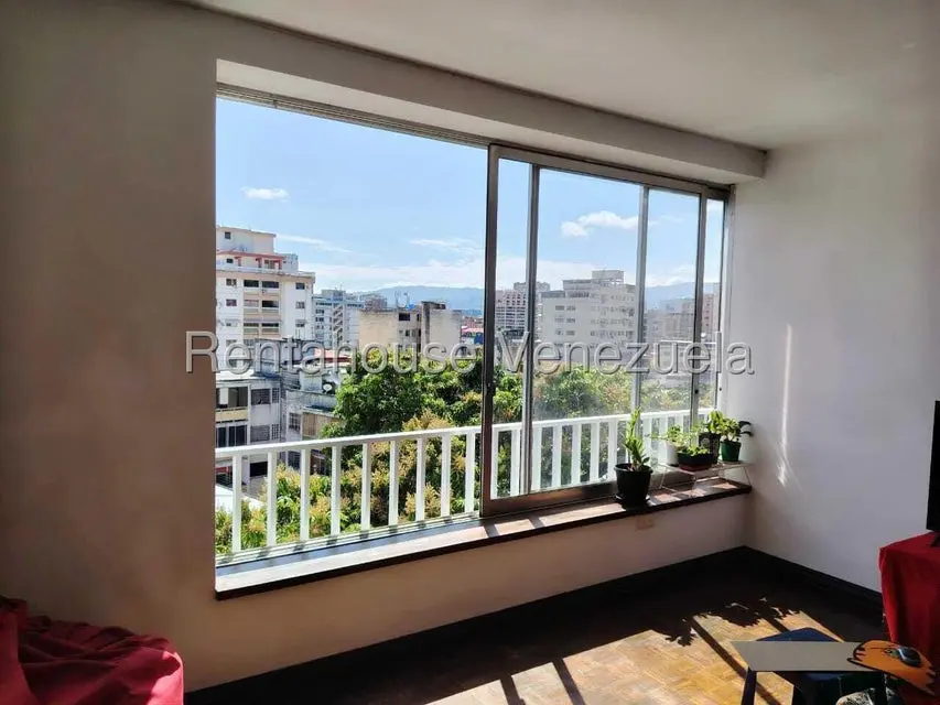 Apartamento (1 Nivel) en Venta en La Florida, Distrito Metropolitano - 39