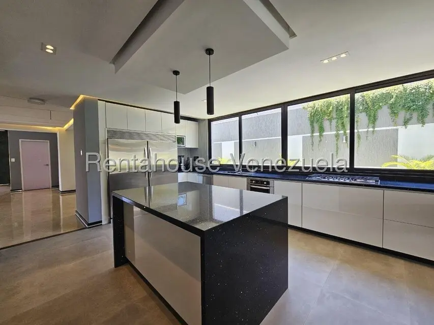 Casa (Duplex) en Alquiler en Prados del Este, Distrito Metropolitano - 15