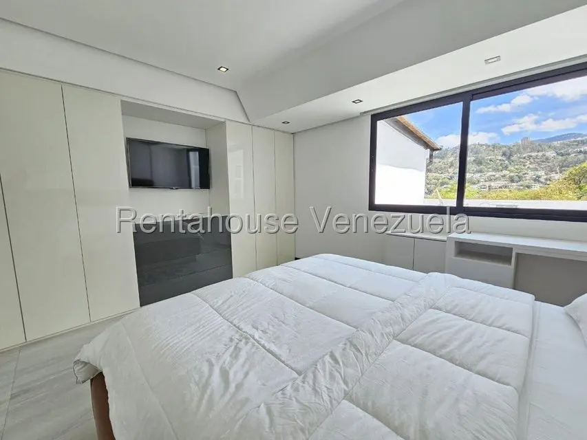 Casa (Duplex) en Alquiler en Prados del Este, Distrito Metropolitano - 38