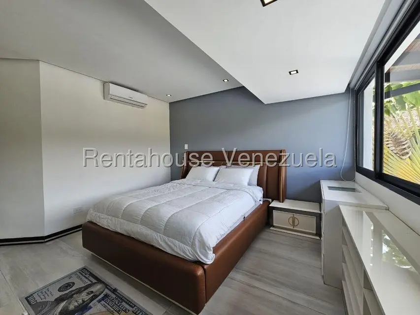 Casa (Duplex) en Alquiler en Prados del Este, Distrito Metropolitano - 41