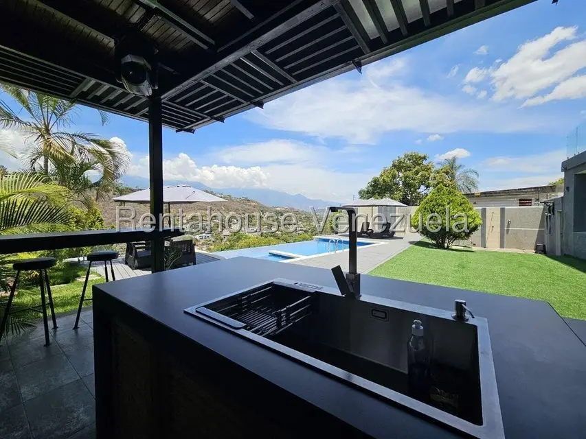 Casa (Duplex) en Alquiler en Prados del Este, Distrito Metropolitano - 48