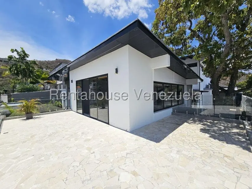 Casa (Duplex) en Alquiler en Prados del Este, Distrito Metropolitano - 6