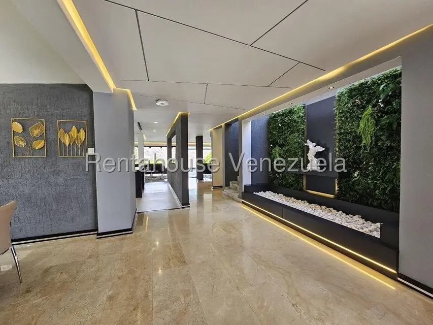 Casa (Duplex) en Alquiler en Prados del Este, Distrito Metropolitano - 10