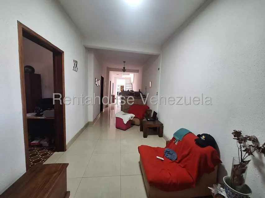 Casa (Multipes Niveles) en Venta en Los Rosales, Distrito Metropolitano - 16