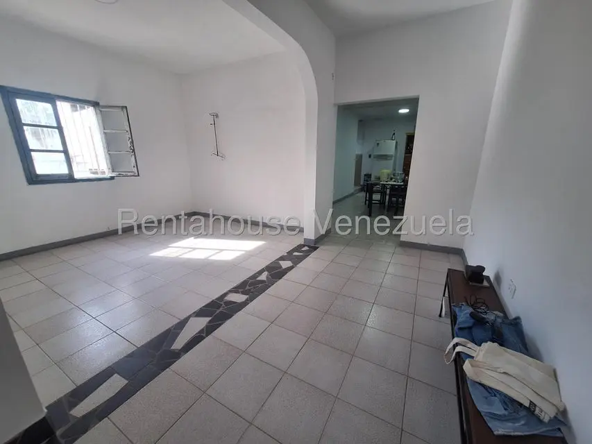Casa (Multipes Niveles) en Venta en Los Rosales, Distrito Metropolitano - 21