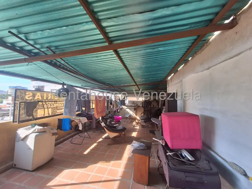 Casa (Multipes Niveles) en Venta en Los Rosales, Distrito Metropolitano - 33