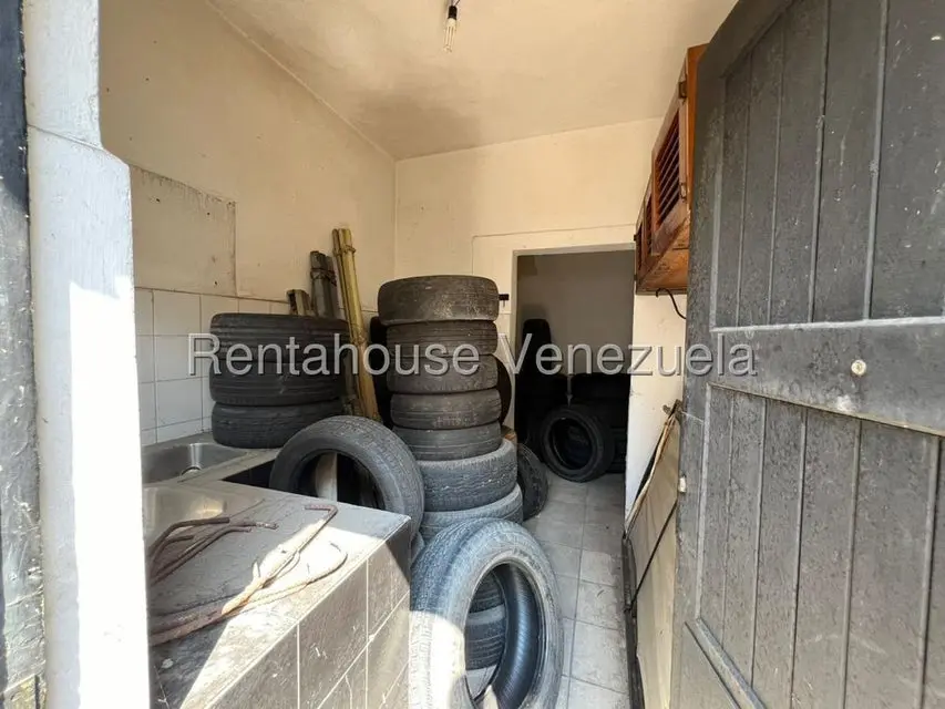 Casa (Multipes Niveles) en Venta en Los Rosales, Distrito Metropolitano - 36