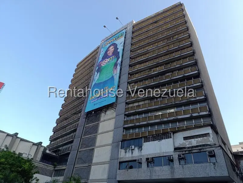 Comercial (Local Comercial) en Alquiler en El Recreo, Distrito Metropolitano - 28