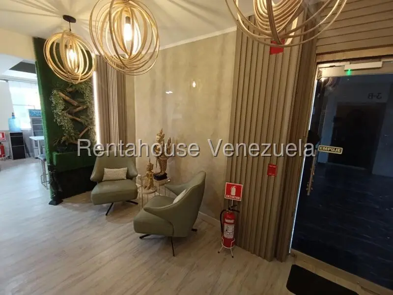 Comercial (Local Comercial) en Alquiler en El Recreo, Distrito Metropolitano - 8