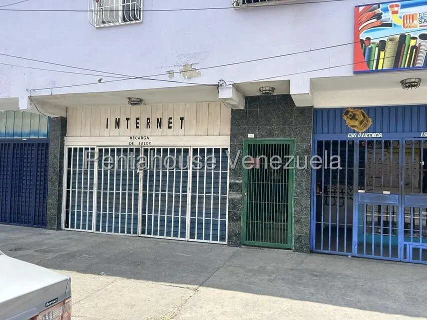 Comercial (Local Comercial) en Venta en Zona Oeste, Lara - 4