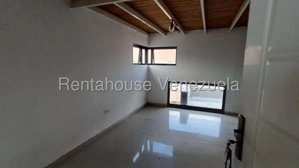 Comercial (Local Comercial) en Venta en Zona Centro, Aragua - 4