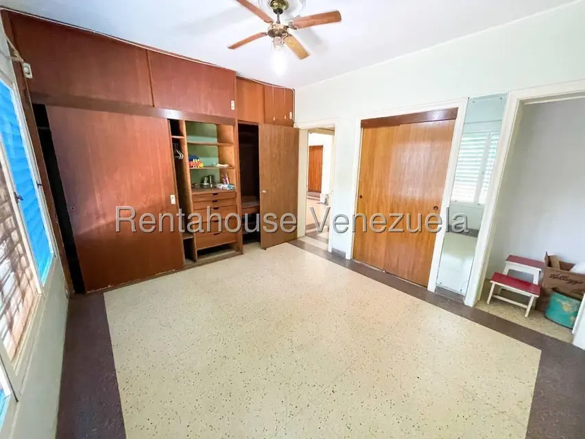 Casa (Multipes Niveles) en Venta en La Floresta, Distrito Metropolitano - 15