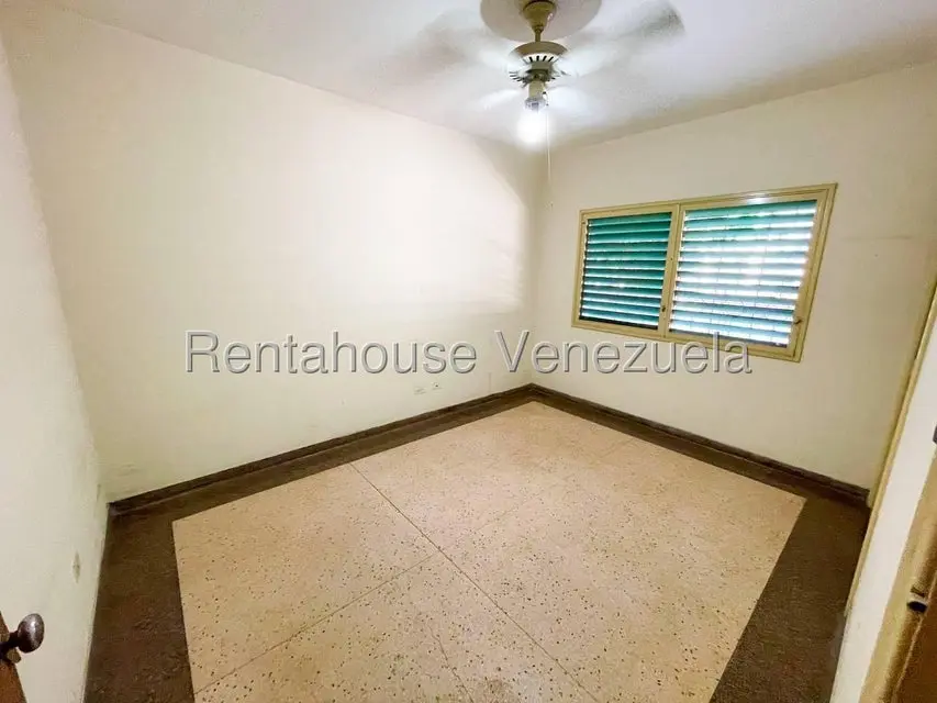 Casa (Multipes Niveles) en Venta en La Floresta, Distrito Metropolitano - 18