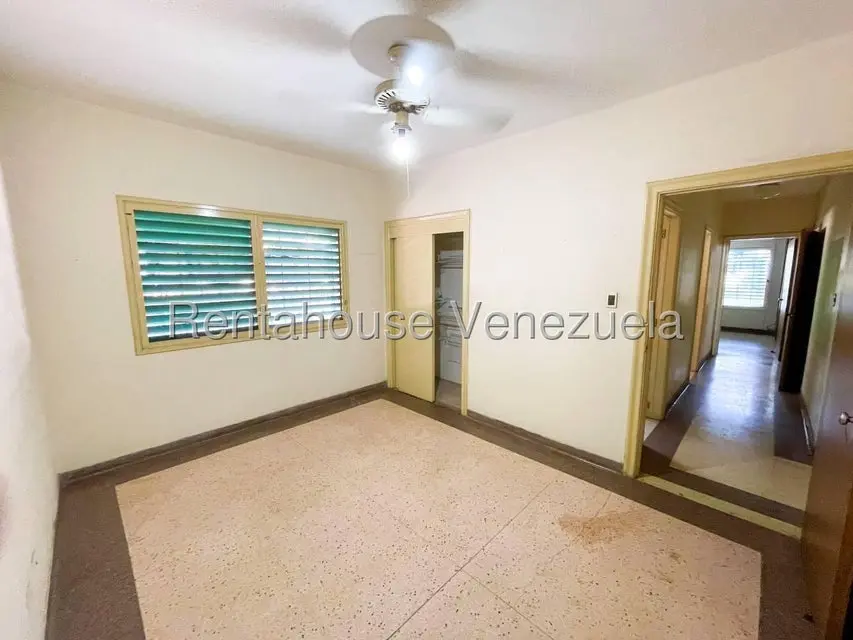 Casa (Multipes Niveles) en Venta en La Floresta, Distrito Metropolitano - 19