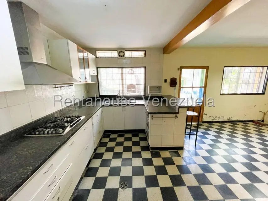 Casa (Multipes Niveles) en Venta en La Floresta, Distrito Metropolitano - 27