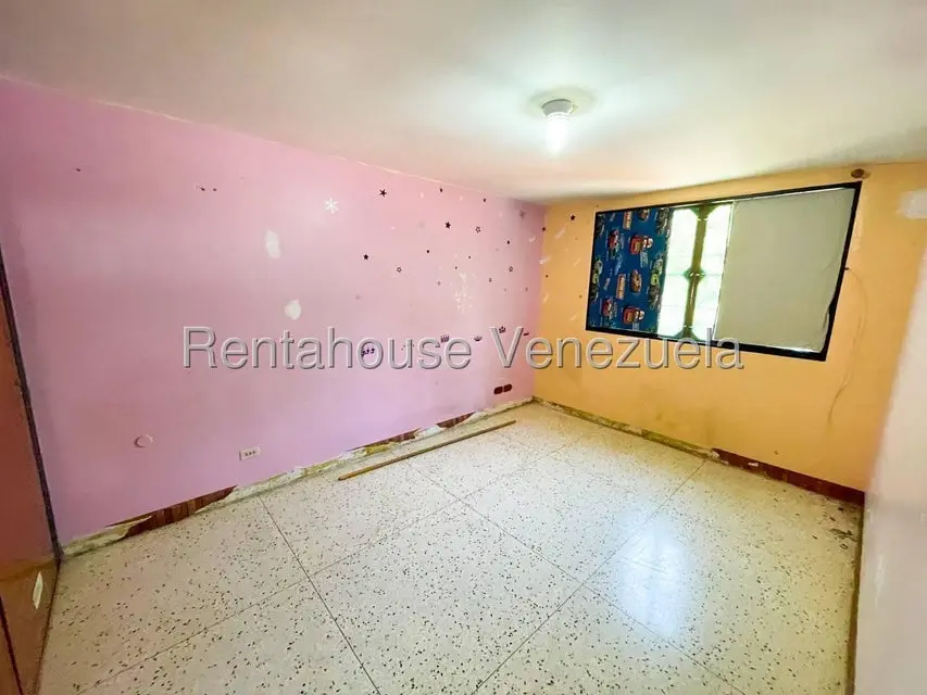 Casa (Multipes Niveles) en Venta en La Floresta, Distrito Metropolitano - 31