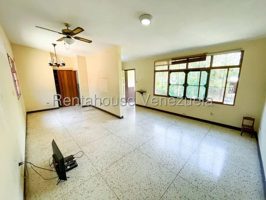 Casa (Multipes Niveles) en Venta en La Floresta, Distrito Metropolitano - 34