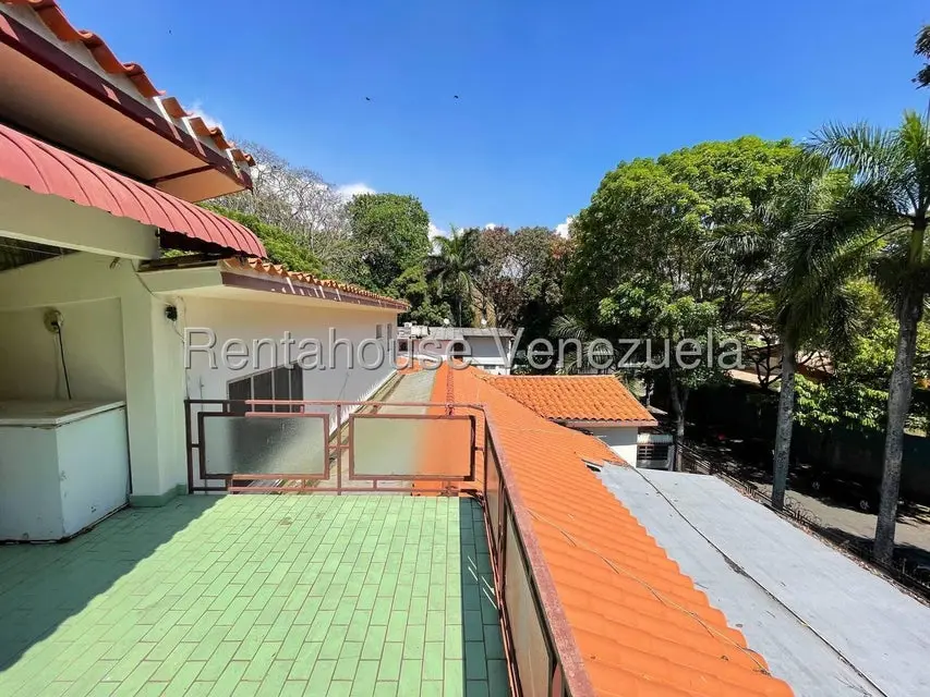 Casa (Multipes Niveles) en Venta en La Floresta, Distrito Metropolitano - 41