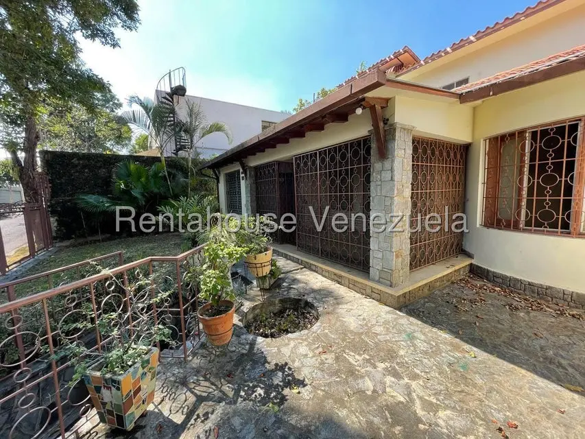 Casa (Multipes Niveles) en Venta en La Floresta, Distrito Metropolitano - 7