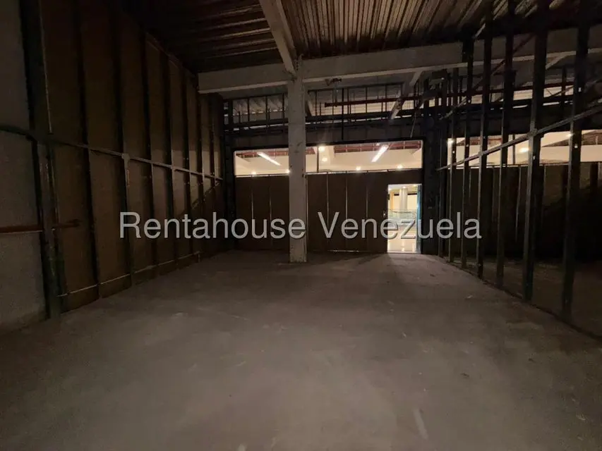 Comercial (Local Comercial) en Alquiler en Los Naranjos del Cafetal, Distrito Metropolitano - 6