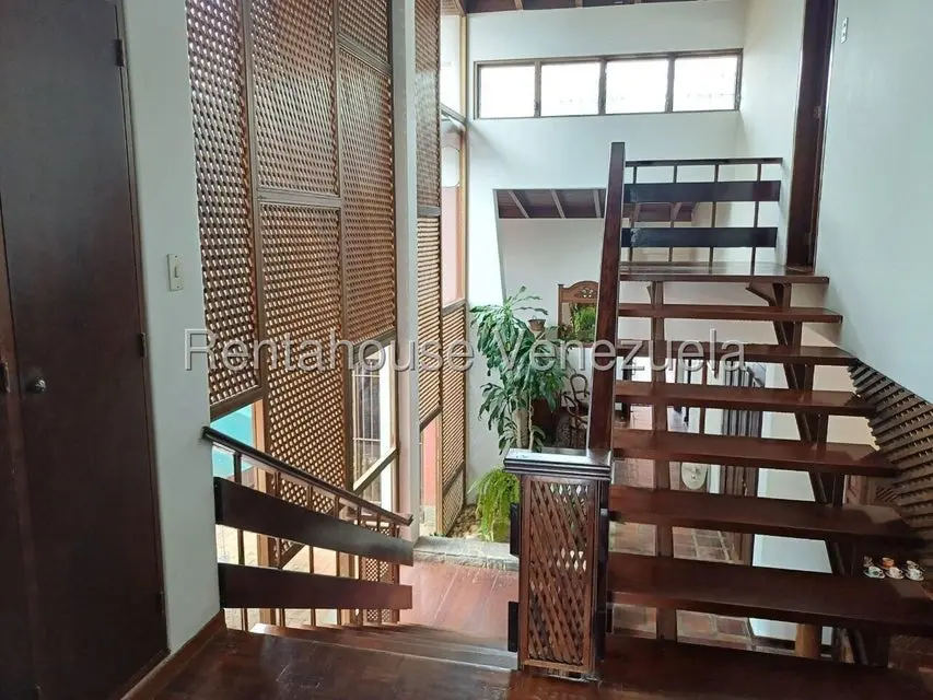 Casa (Multipes Niveles) en Venta en La Lagunita Country Club, Distrito Metropolitano - 18